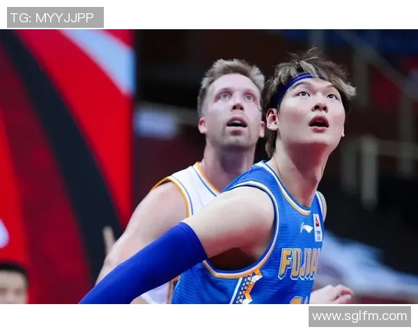 武汉篮球队进攻革新之路：战术创新与球员协作的完美结合