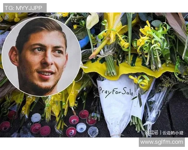 足球明星们齐声祝福贝利愿他早日康复重返绿茵场的温暖寄语